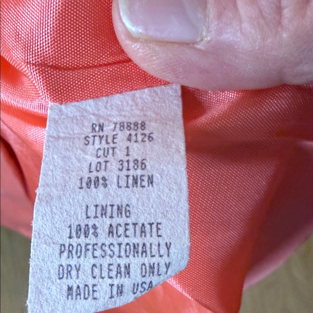 VTG Sleeveless Coral Midi Dress with Gold Buttons - Picture 3 of 9